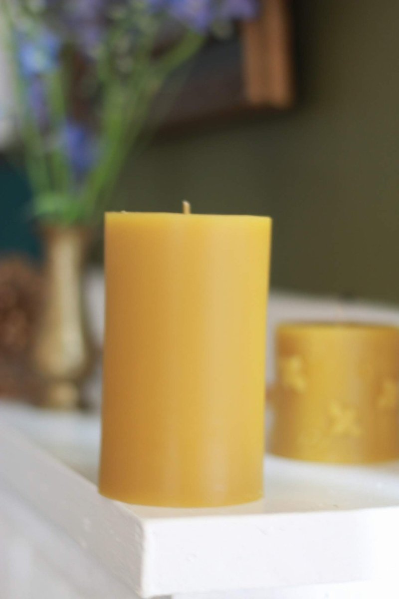 Large Pillar Beeswax Candle - The Buzzy Bee Co.
